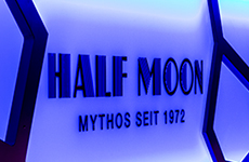 Club Half Moon Salzburg Mythos